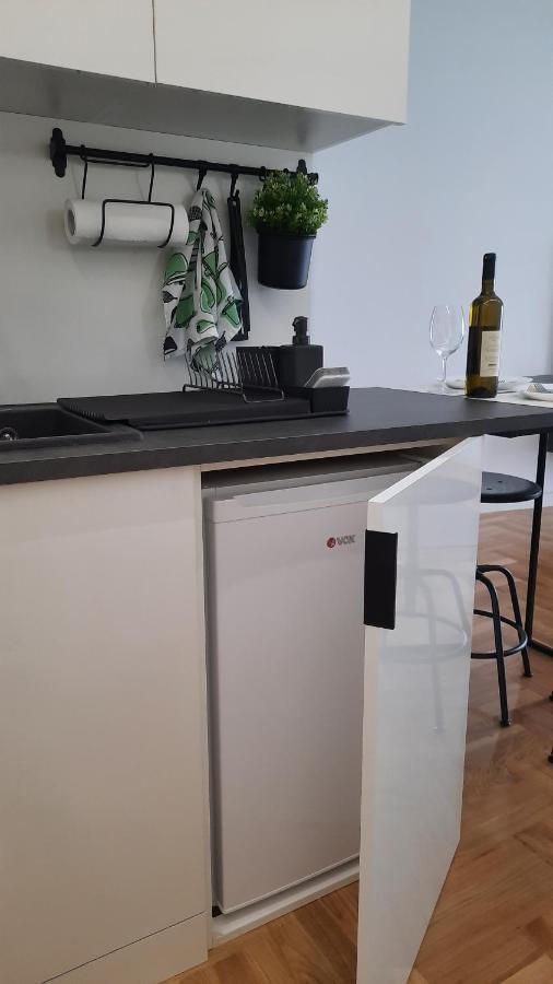Nina Studio Apartment Bijeljina Ngoại thất bức ảnh